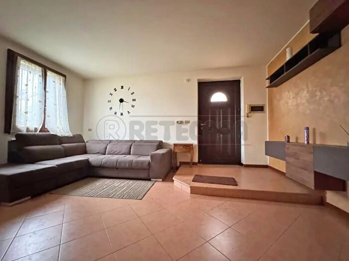 Casa quadrilocale in vendita in Via Mazzalovo, Cornedo Vicentino