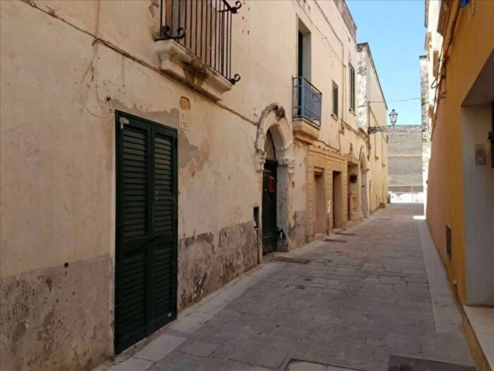 Appartamento in vendita in Via Regina Elena Copertino, Copertino