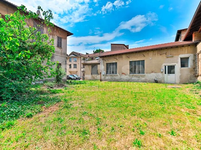 Case in Vendita e in Affitto - 3