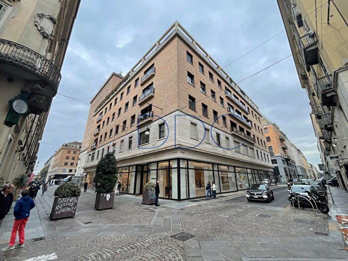 Appartamento quadrilocale in affitto in Via Piero Gobetti, Torino