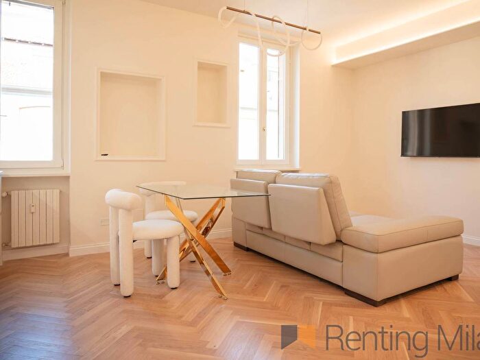 Appartamento bilocale in affitto in Via Gerolamo Tiraboschi, Porta Romana Medaglie dOro, Milano