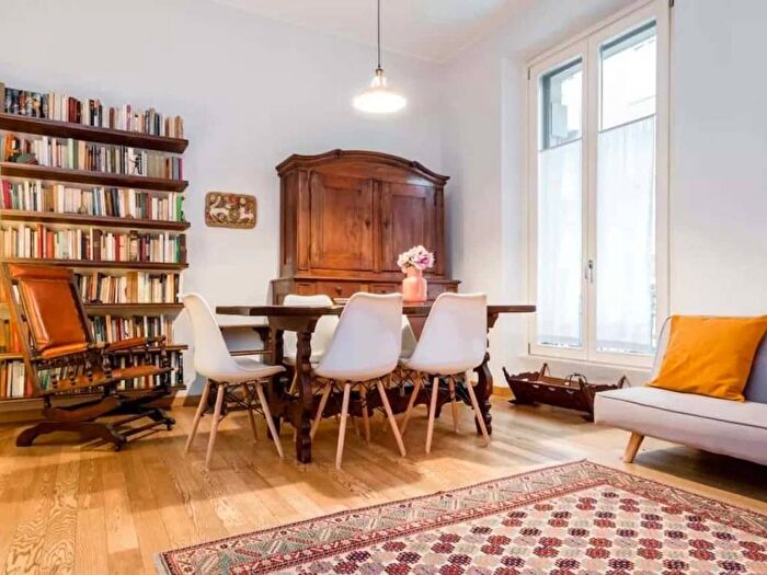 Appartamento trilocale in affitto in Viale Col di Lana, Ticinese, Milano