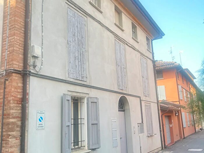 Appartamento trilocale in vendita in Via G Paltrinieri, Crevalcore