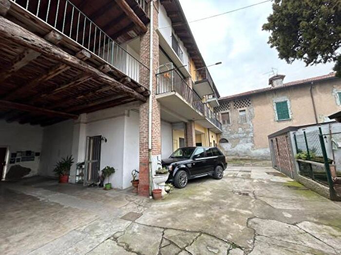 Casa trilocale in vendita in Via dei Pioppi, Romano Di Lombardia