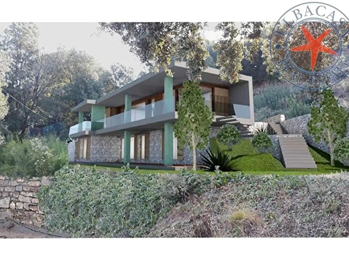 Casa con 8 locali in vendita in Loc Pinocchiello, Capoliveri