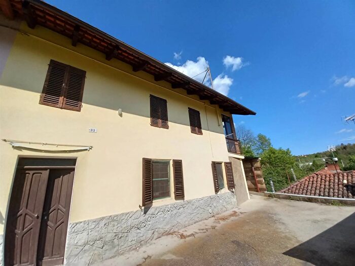 Appartamento quadrilocale in vendita in Spc Piea At Italy, Cortanze