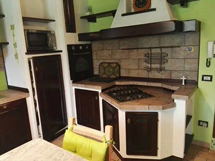 Appartamento quadrilocale in affitto in Ancona Zona Pontelungo, Ancona