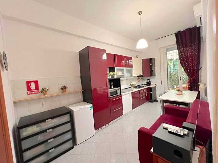 Appartamento con 5 locali in affitto in Via Raffaello Sanzio, Vingone, Scandicci