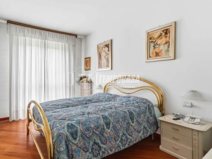 Appartamento trilocale in vendita in Milano