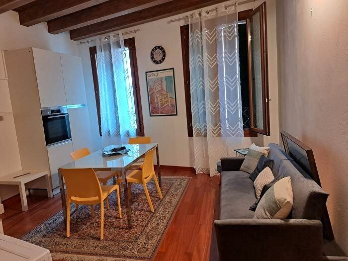 Appartamento bilocale in affitto in Centro Storico, Rovigo