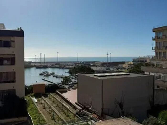 Appartamento trilocale in vendita in Formia