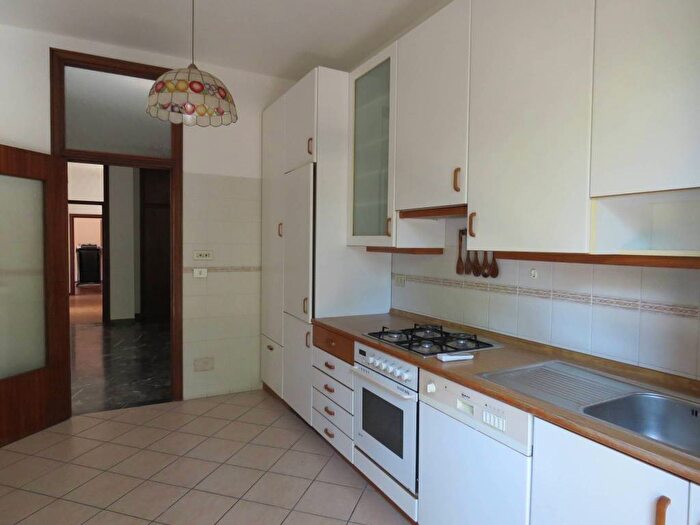 Appartamento quadrilocale in affitto in Via Domenico Cucchiari, Sant'Agnese Università, Modena