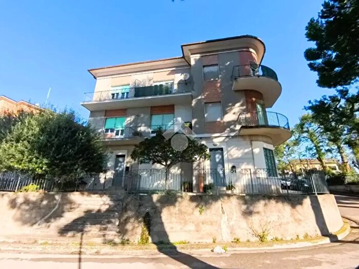 Appartamento quadrilocale in vendita in Via Lombardia, Civitanova Marche