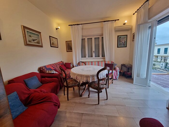 Appartamento in affitto in Camaiore