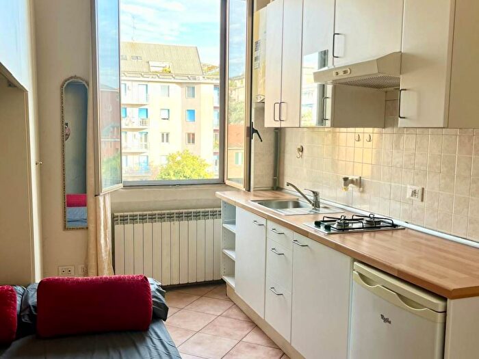 Appartamento monolocale in affitto in Via Vespri Siciliani, Piazza Napoli, Milano