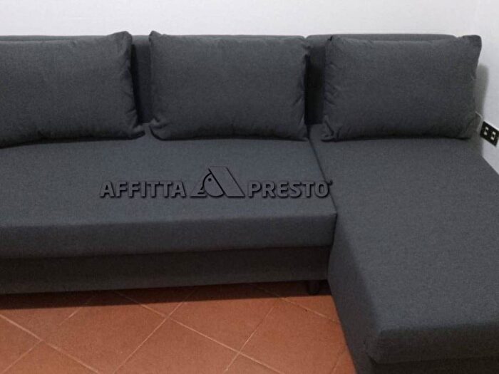 Appartamento trilocale in affitto in corso diaz, Centro Storico, Forlì