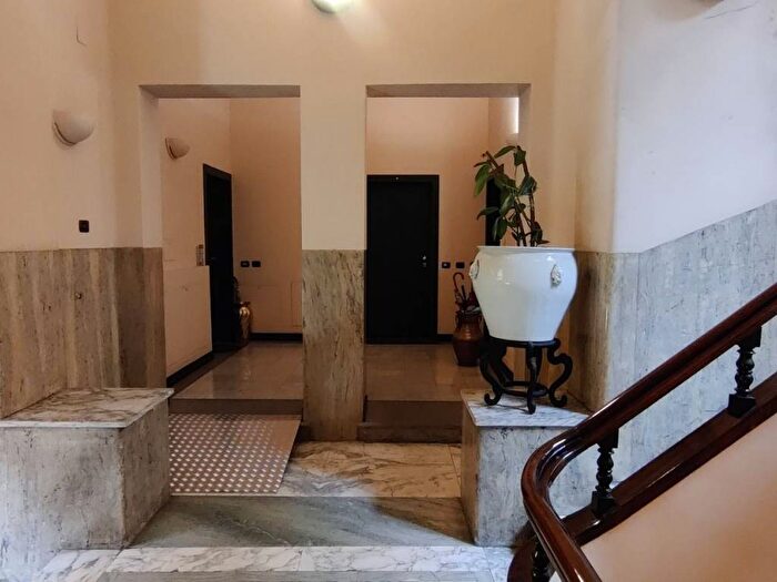 Appartamento trilocale in affitto in Via Roma, Torino