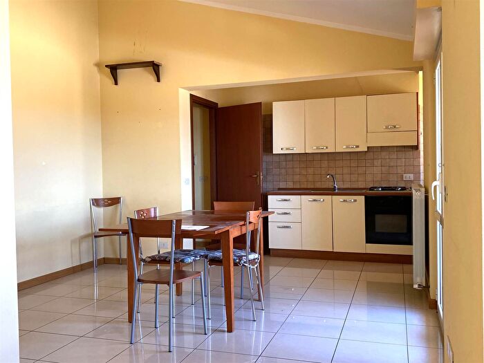 Appartamento quadrilocale in vendita in Via Mencattelli, Chianciano Terme