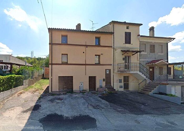 Appartamento quadrilocale in vendita in Localita SantElena, Serra San Quirico
