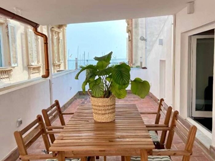 Appartamento bilocale in affitto in Vico dei Mille, Marina, Cagliari
