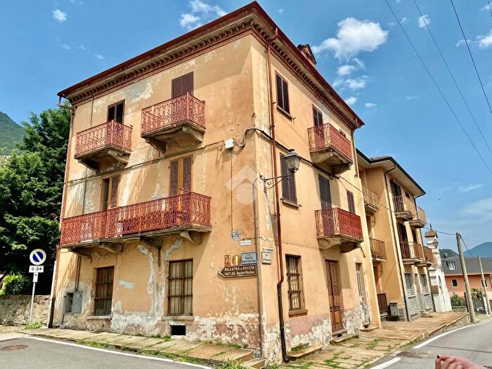 Appartamento quadrilocale in vendita in Viale IV Novembre, Borgone Susa