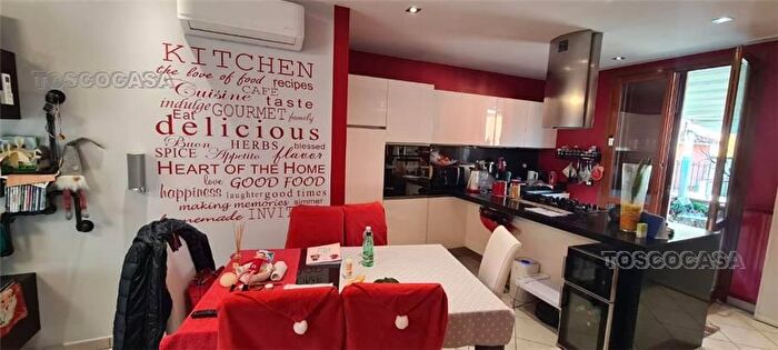 Appartamento con 5 locali in vendita in Fucecchio