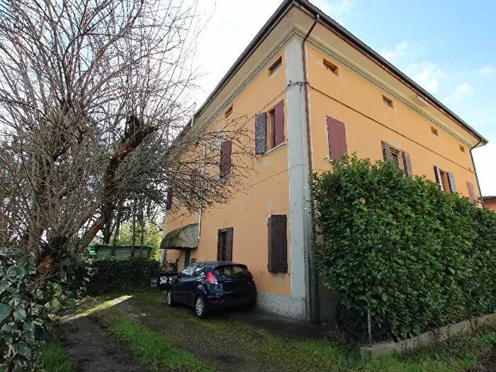Casa con 17 locali in vendita in Via Ungheri, Calderara Di Reno
