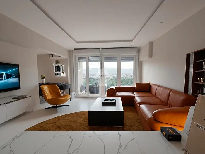 Appartamento quadrilocale in vendita in Via Velino, Bastia Umbra