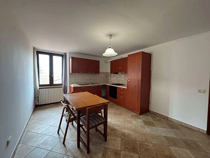 Appartamento trilocale in affitto in Frazione Colle, Nocera Umbra