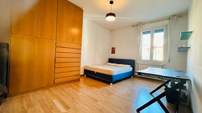 Appartamento quadrilocale in affitto in Via Lanciano, Zara, Milano