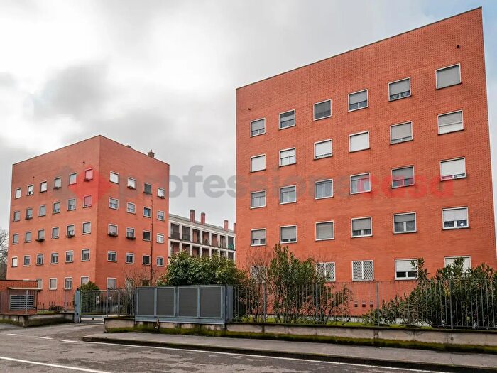 Appartamento trilocale in vendita in Via Antonio Salieri, Buccinasco