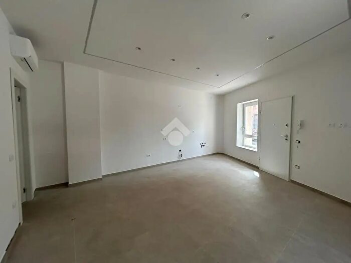 Appartamento trilocale in vendita in Via Tagliamento, Cagliari
