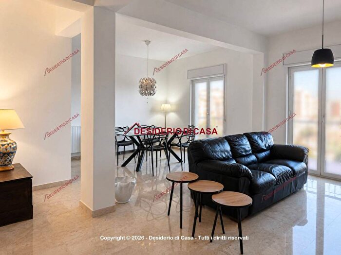 Appartamento trilocale in affitto in Via Damiani Almeyda, Notarbartolo Sciuti, Palermo
