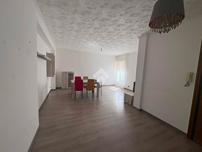 Appartamento trilocale in affitto in Via Val D'Ossola, Città Giardino, Roma