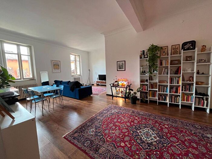 Appartamento con 5 locali in affitto in Via Carlo Cattaneo, Centro Storico, Verona