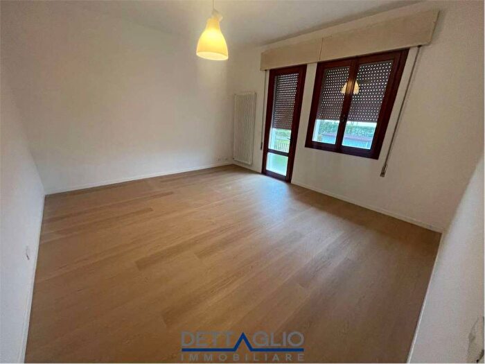 Appartamento con 5 locali in affitto in Via Boldani, Mira Porte, Mira