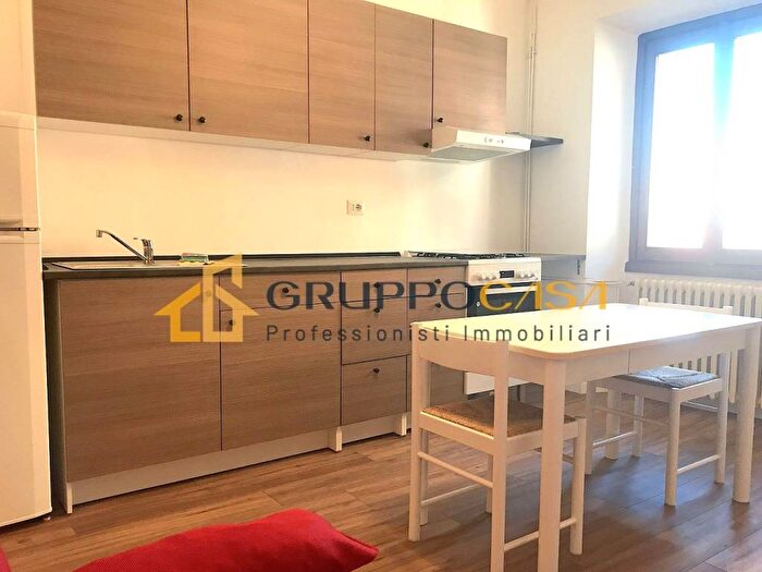 Appartamento bilocale in affitto in Via Camillo Benso di Cavour, Centro, Brugherio