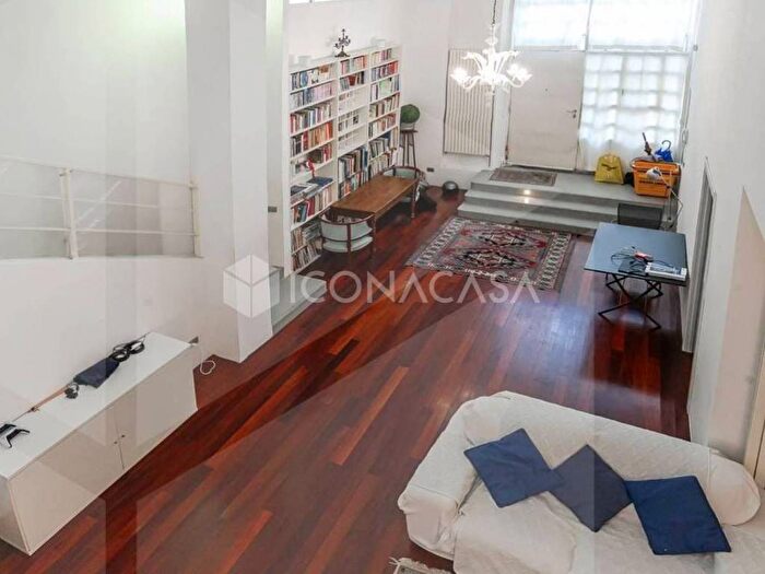 Appartamento trilocale in affitto in Via Flavio Stilicone, Cenisio, Milano