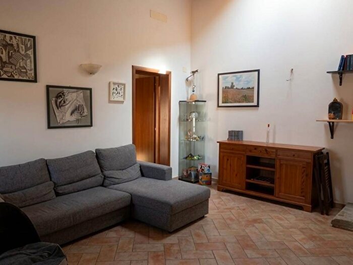Appartamento quadrilocale in affitto in Via Taranto, Fornacette, Calcinaia
