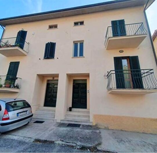 Appartamento quadrilocale in vendita in Gubbio