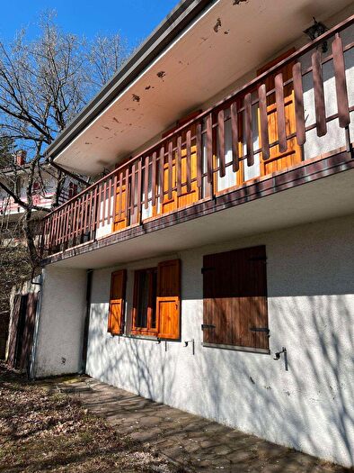 Casa con 6 locali in vendita in Via San Francesco, Montecopiolo