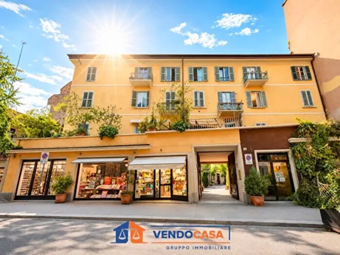 Appartamento quadrilocale in vendita in Via Fratelli Giuseppe E Antonio Carle, Torino