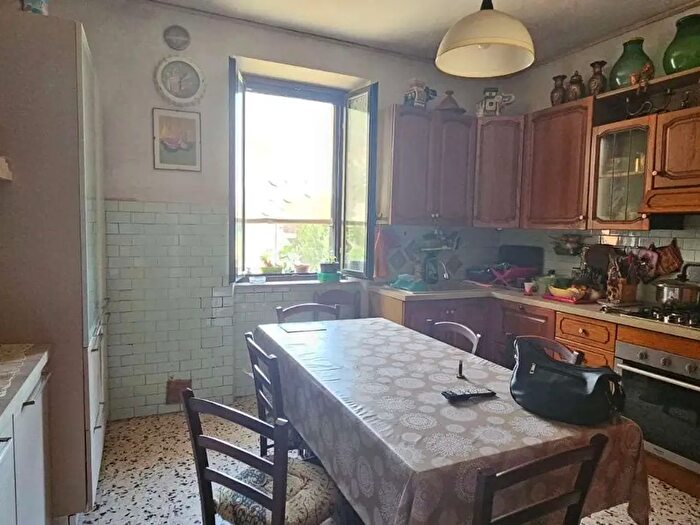 Appartamento quadrilocale in vendita in Via Piana, Todi