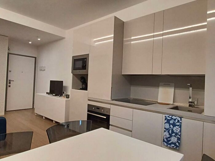 Appartamento bilocale in affitto in Via Gerolamo Cardano, Melchiorre Gioia, Milano