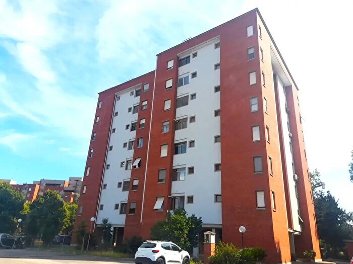 Appartamento con 5 locali in vendita in Via Ezio, Latina