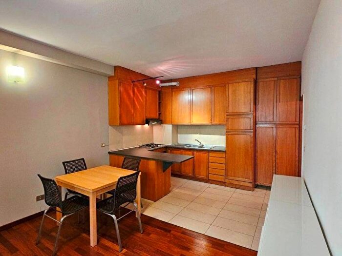 Appartamento bilocale in affitto in Via Giuseppe Giusti, Paolo Sarpi, Milano