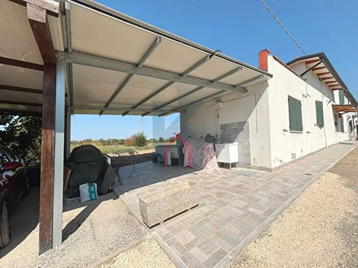 Casa quadrilocale in vendita in Via Meldola, Forlimpopoli
