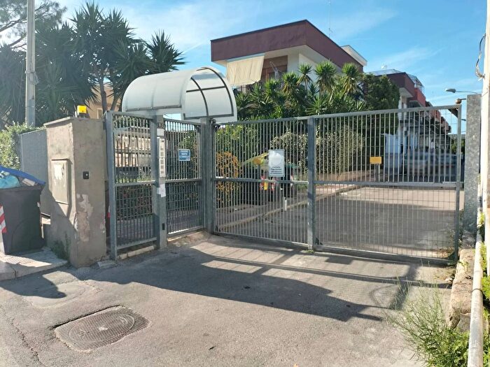 Appartamento quadrilocale in vendita in Via Ospedale di Venere, Bari