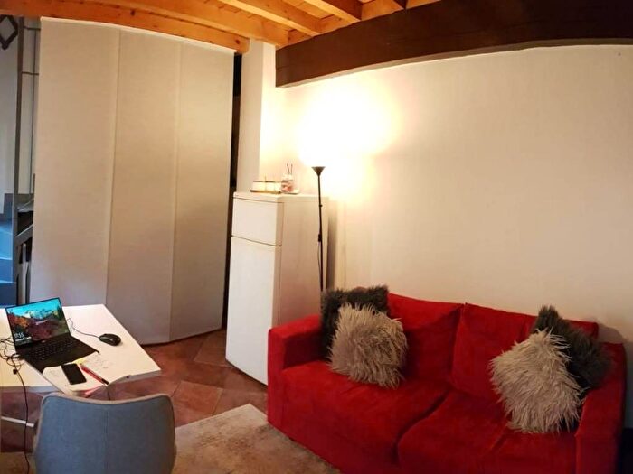 Appartamento bilocale in affitto in Via Porro Lambertenghi, Centro Storico, Como