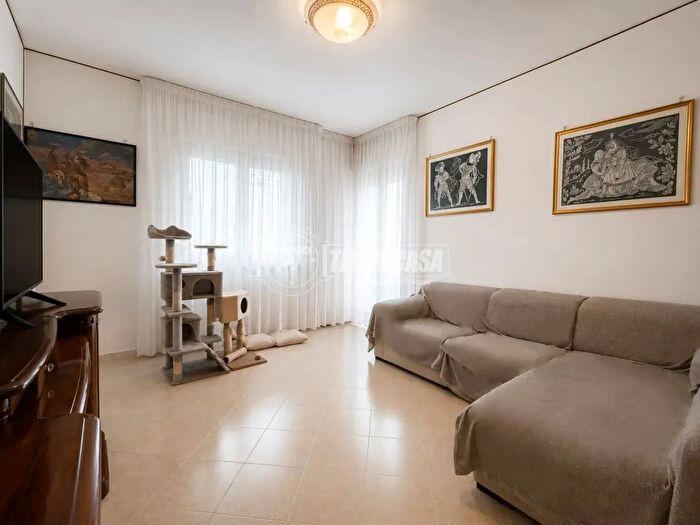 Appartamento trilocale in vendita in Chioggia